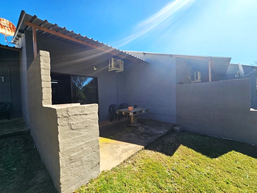 To Let 1 Bedroom Property for Rent in Buffelshoek AH North West